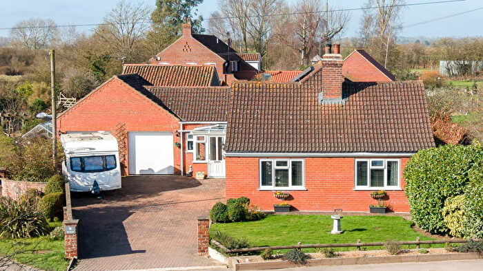 3 Bedroom Detached Bungalow For Sale In Main Road, Keal Cotes, PE23