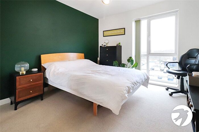 1 Bedroom Flat For Sale In Clydesdale Way, Belvedere, DA17