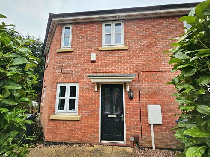 3 Bedroom Semi-Detached House To Rent In Loughborough Road, Ruddington, Nottingham, Nottinghamshire, NG11