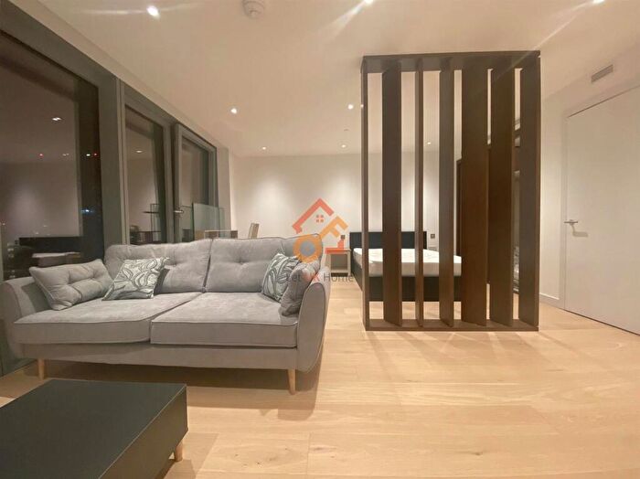 Studio To Rent In Landmark Pinnacle, Marsh Wall, London, E14