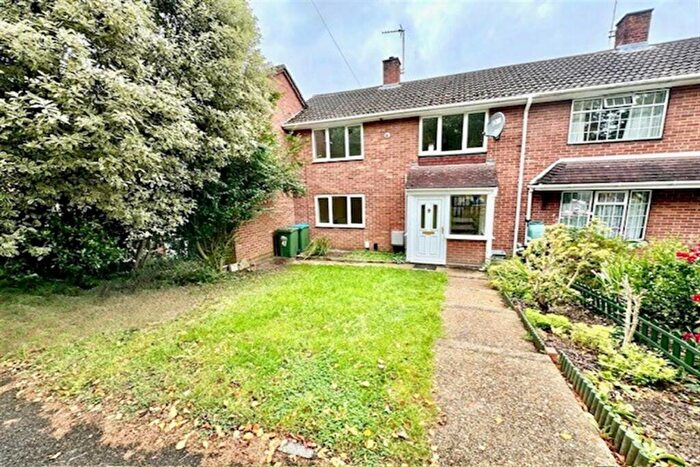 2 Bedroom House To Rent In Seagarth Lane, Southampton, SO16