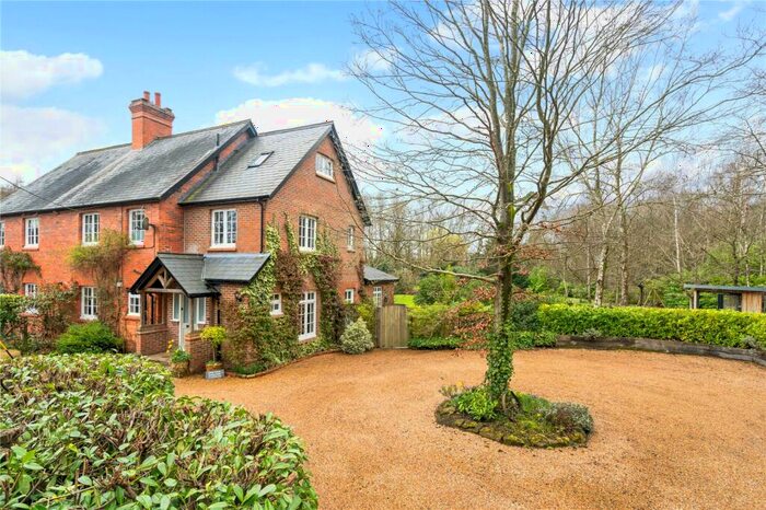5 Bedroom Semi-Detached House For Sale In New England Cottages, Redbridge Lane, Balcombe, Haywards Heath, RH17