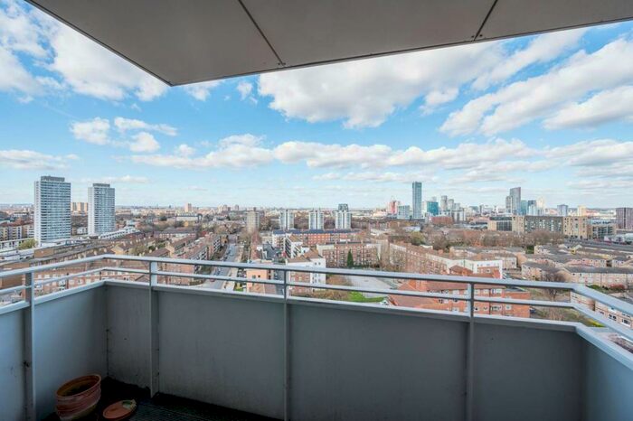 Studio To Rent In Ivy Point, Hannford Walk, Bow, London, E3