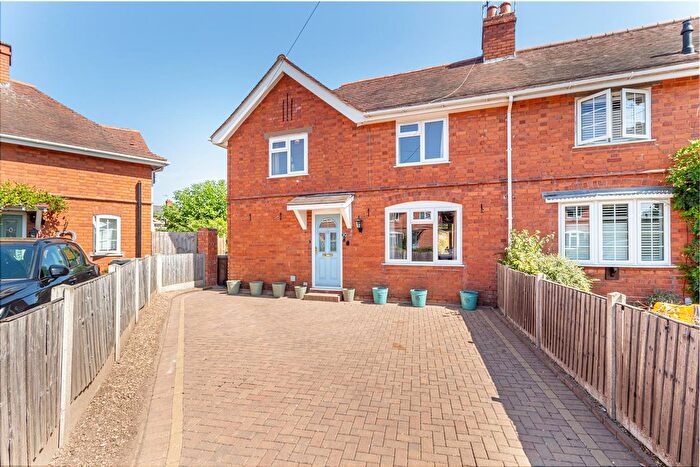 2 Bedroom Semi Detached House For Sale In Northwick Walk, Worcester, WR3