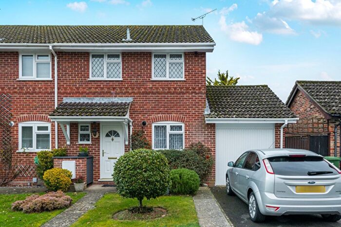 3 Bedroom End Terrace House For Sale In Nightingale Close, Rowlands Castle, Hampshire, PO9