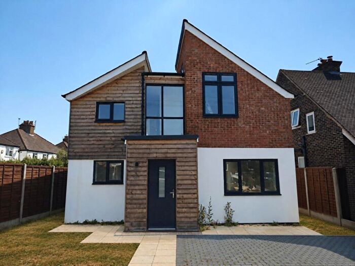 3 Bedroom Detached House To Rent In Beckingham Road, Guildford, Surrey, GU2