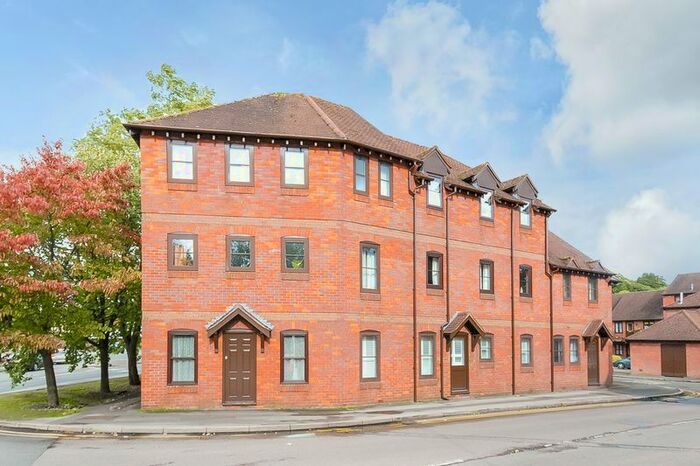 2 Bedroom Property To Rent In Town Bridge Court, Chesham, HP5