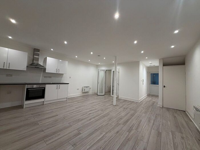 1 Bedroom Flat To Rent In Market Way, Wembley, HA0