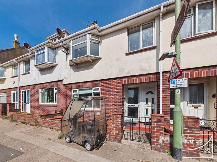 2 Bedroom Flat For Sale In Seaway Road, Preston, Paignton, TQ3