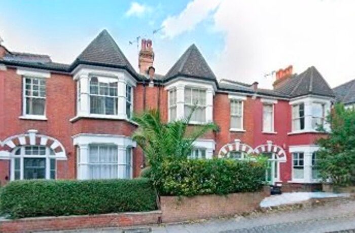 2 Bedroom Flat To Rent In Widdenham Road, London, N7