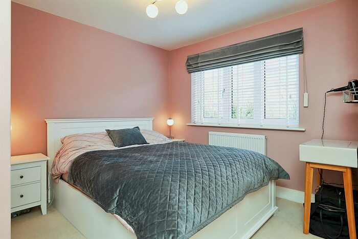 3 Bedroom Detached House For Sale In Hawthorn Drive, Burton Green, Kenilworth, CV8