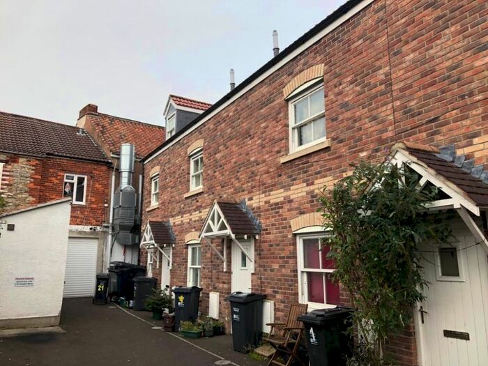2 Bedroom Maisonette To Rent In Northload Street, Glastonbury, BA6