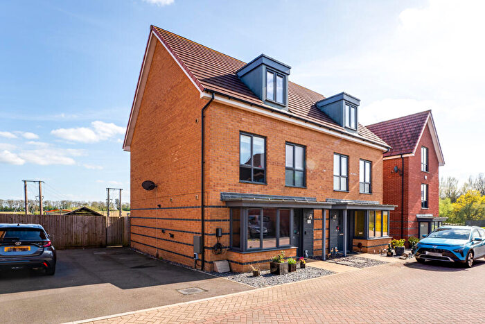 4 Bedroom Semi Detached House For Sale In Perkins Close, Corby, NN18