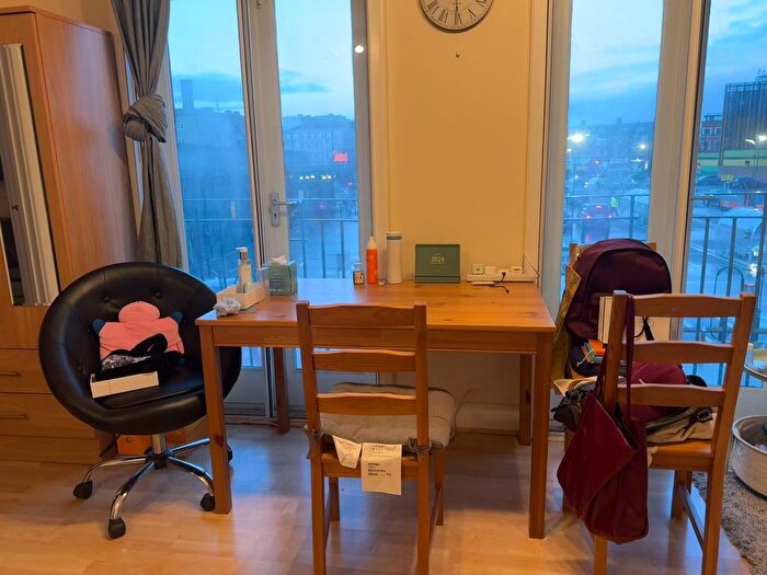 1 Bedroom Flat To Rent In Durward Street, London, E1