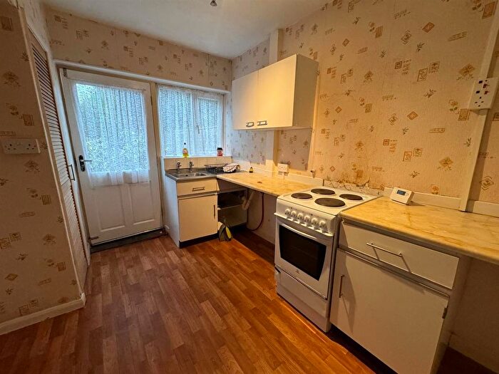 3 Bedroom Terraced House For Sale In Colesbourne Road, Solihull, B92