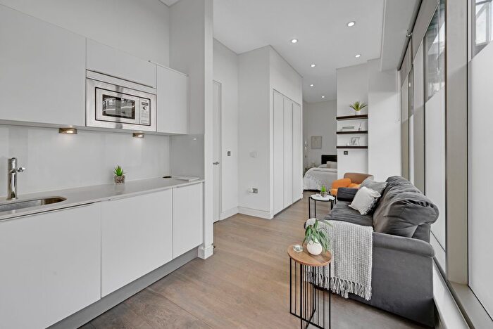 Studio To Rent In Haven Way, London, SE1