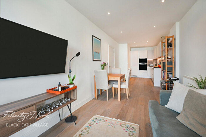 1 Bedroom Apartment For Sale In Loampit Vale, London, SE13