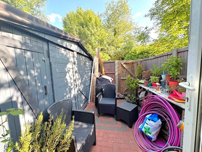 1 Bedroom Flat To Rent In Hindes Road, Harrow, HA1