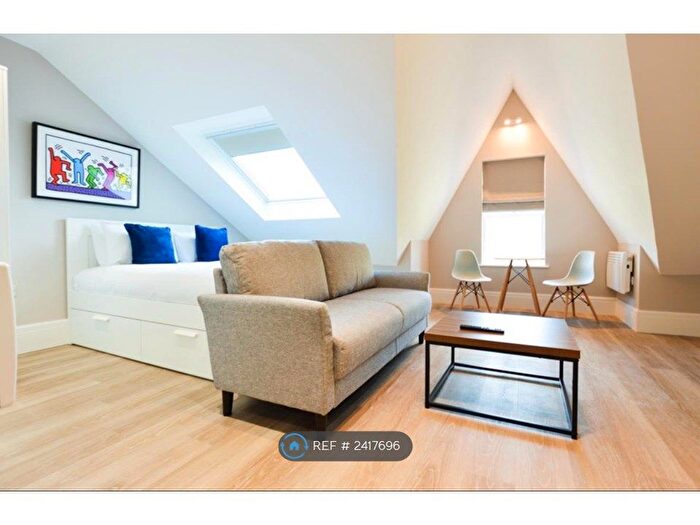1 Bedroom Flat To Rent In Highgate Road, London, N6