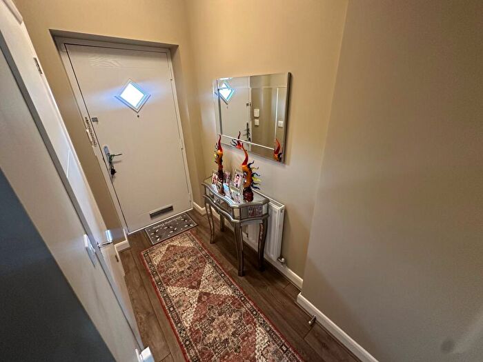 3 Bedroom Detached House To Rent In Flowery Leys Lane, Alfreton, DE55