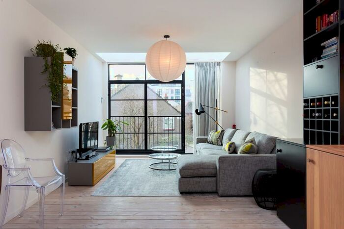 2 Bedroom Flat To Rent In Westbourne Drive, SE23