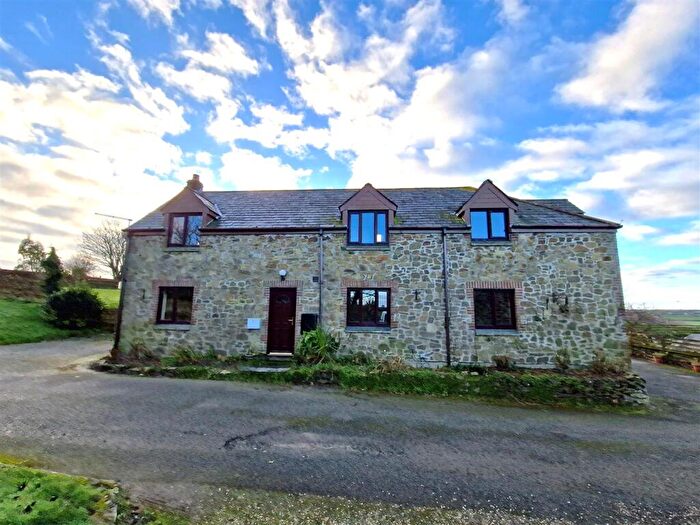 3 Bedroom Barn Conversion To Rent In Gorran, PL26