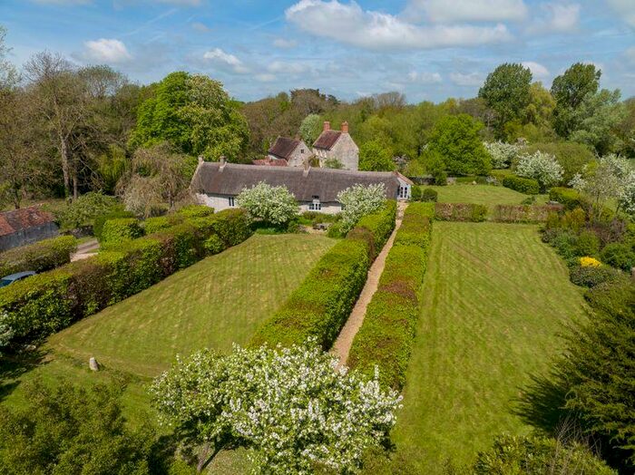 4 Bedroom Detached House For Sale In Magical Period Property With Land, BA7