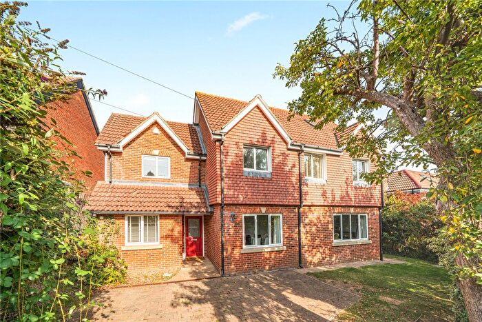 5 Bedroom Country House For Sale In Castle Way, Wimbledon, SW19