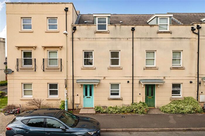3 Bedroom Town House For Sale In Redmarley Road, Cheltenham, GL52