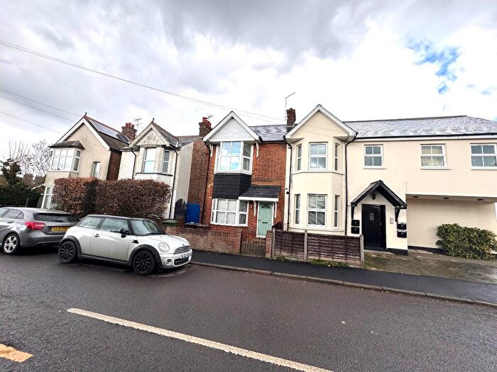 3 Bedroom Semi Detached House To Rent In Camp Road, St. Albans, Hertfordshire, AL1