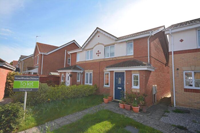 3 Bedroom Semi-Detached House To Rent In Osborne Heights, East Cowes, PO32