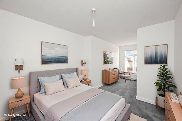 2 Bedroom Flat To Rent In Montague Street, Worthing, BN11