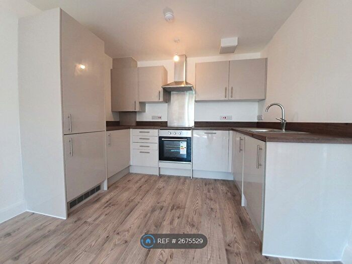 2 Bedroom Flat To Rent In Homa House, Stockport, SK1