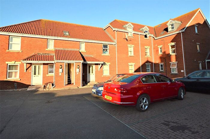 2 Bedroom Flat To Rent In Church Street, Highbridge, Somerset, TA9