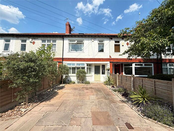 4 Bedroom Semi-Detached House For Sale In Cavendish Road, West Didsbury, M20