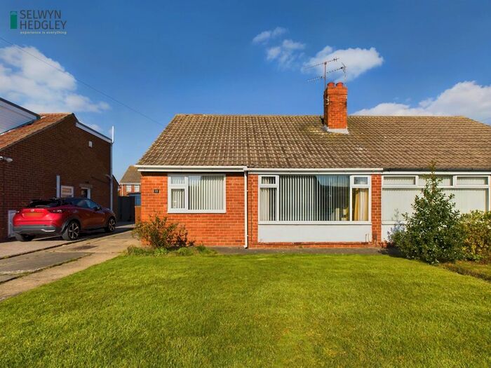 2 Bedroom Semi-Detached Bungalow For Sale In Falklands Close, Marske By The Sea, TS11