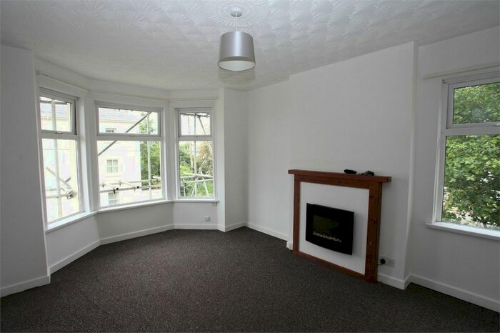 1 Bedroom Flat To Rent In Carlyon Road, St Austell, Cornwall, PL25