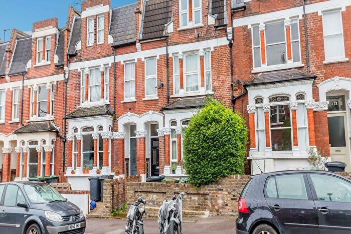 2 Bedroom Flat To Rent In Inderwick Road, Crouch End, N8