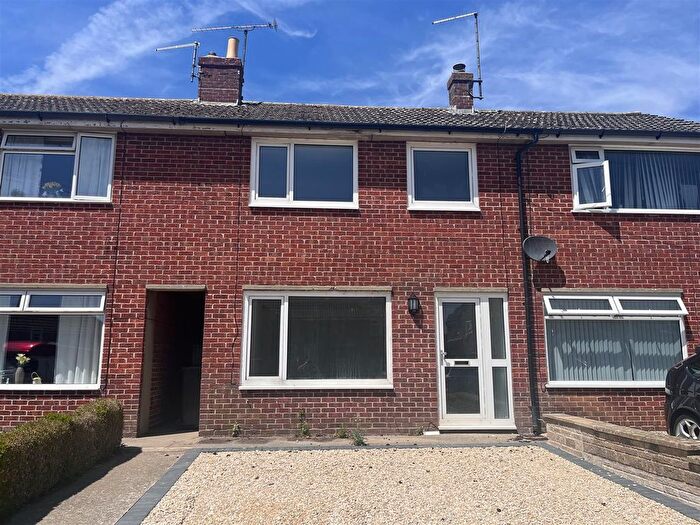 3 Bedroom Terraced House To Rent In South Court, Sherborne, DT9