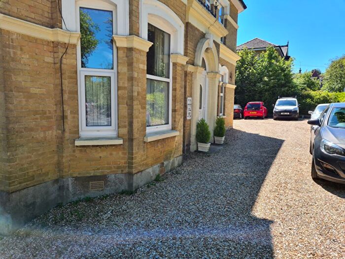 1 Bedroom Apartment To Rent In Victoria Avenue, Shanklin, PO37