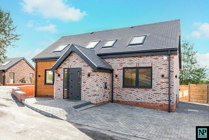 4 Bedroom Detached House For Sale In Newlands Road, Baddesley Ensor, CV9