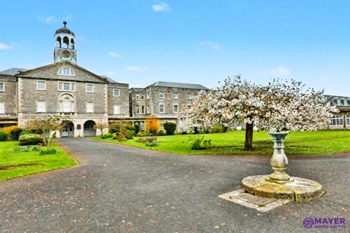 2 Bedroom Apartment For Sale In Craigie Drive, Plymouth, PL1