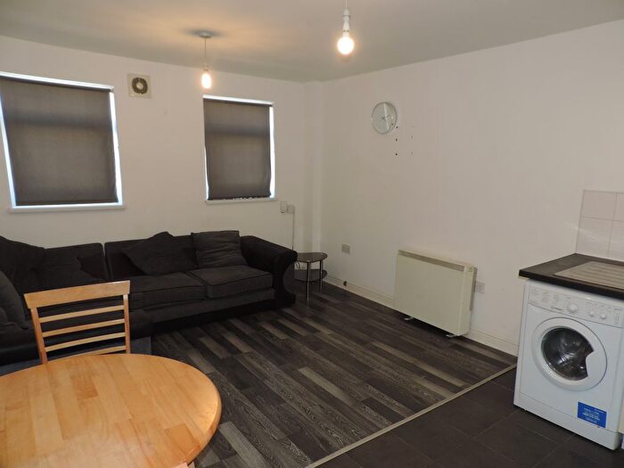 2 Bedroom Flat To Rent In Clifton Street, Cardiff, CF24
