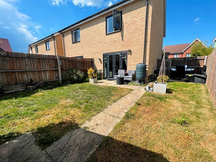 2 Bedroom Semi-Detached House For Sale In Gladiator Road, Upper Cambourne, Cambridge, CB23