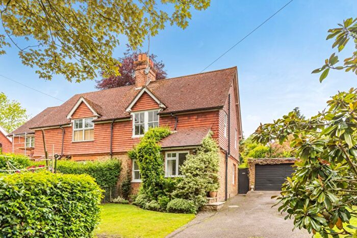 3 Bedroom Semi-Detached House For Sale In Peaslake Lane, Peaslake, GU5