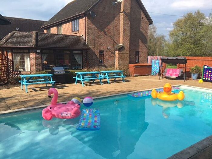 5 Bedroom Property To Rent In Parley, Near Bournemouth, BH23