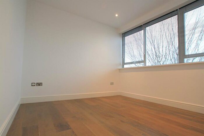 2 Bedroom Apartment To Rent In The Legacy, - Denmark Villas, BN3