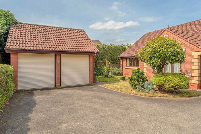 3 Bedroom Detached Bungalow For Sale In Harringay Drive, Norton, Stourbridge, DY8