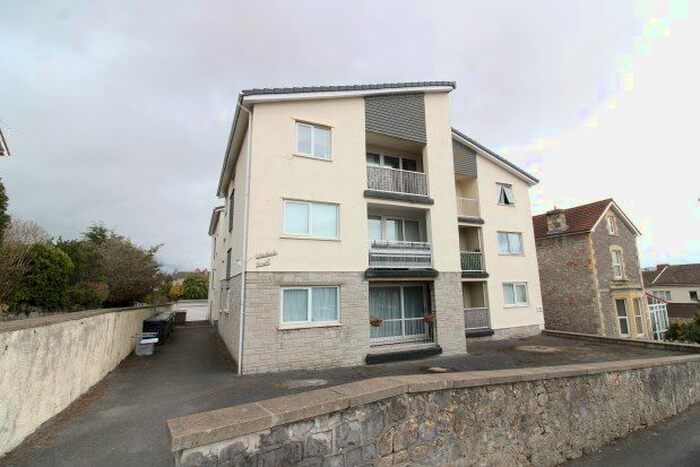 2 Bedroom Flat To Rent In Manor Road, Weston-Super-Mare, BS23