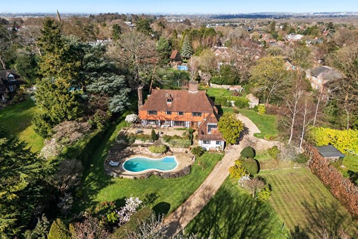 5 Bedroom Country House For Sale In Clare Hill, Esher, Surrey, KT10